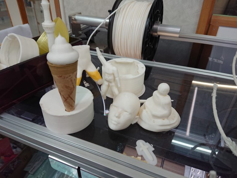 ３Dプリンター始動！！