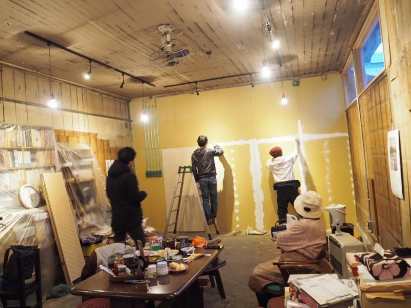 七日町郁文堂書店にて学生さんたちと共に…